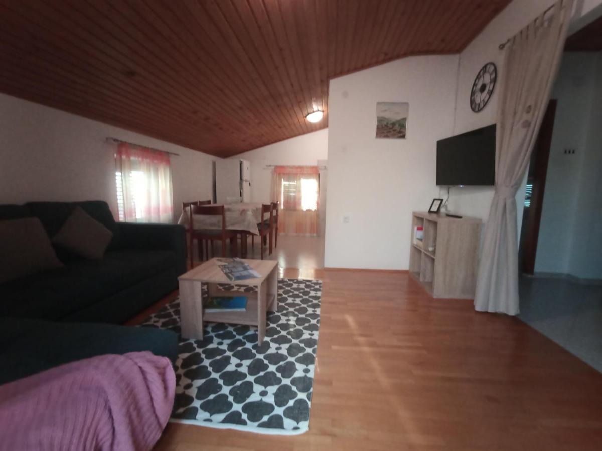 Apartments Katarina نوفي فينودولسكي المظهر الخارجي الصورة