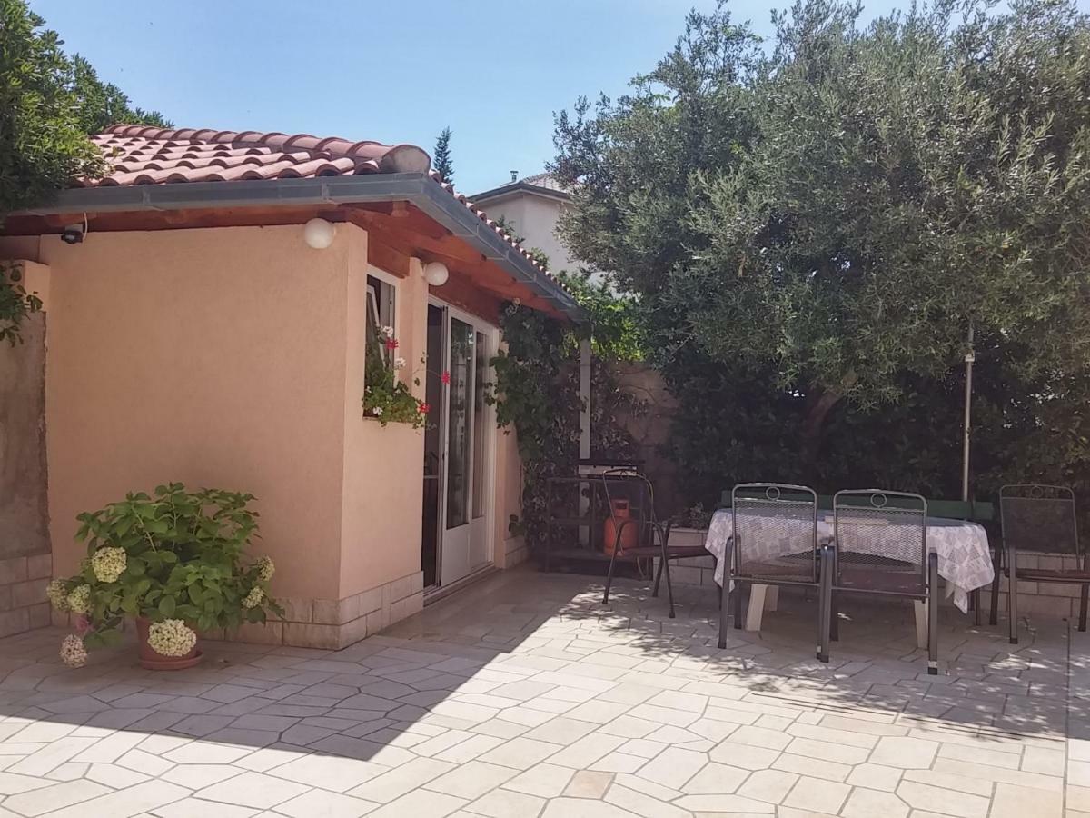 Apartments Katarina نوفي فينودولسكي المظهر الخارجي الصورة