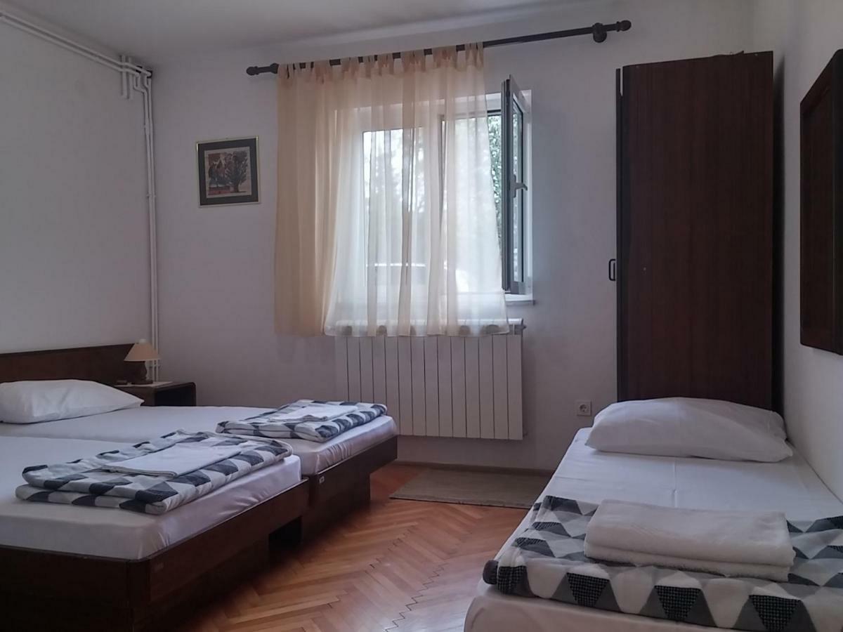 Apartments Katarina نوفي فينودولسكي المظهر الخارجي الصورة