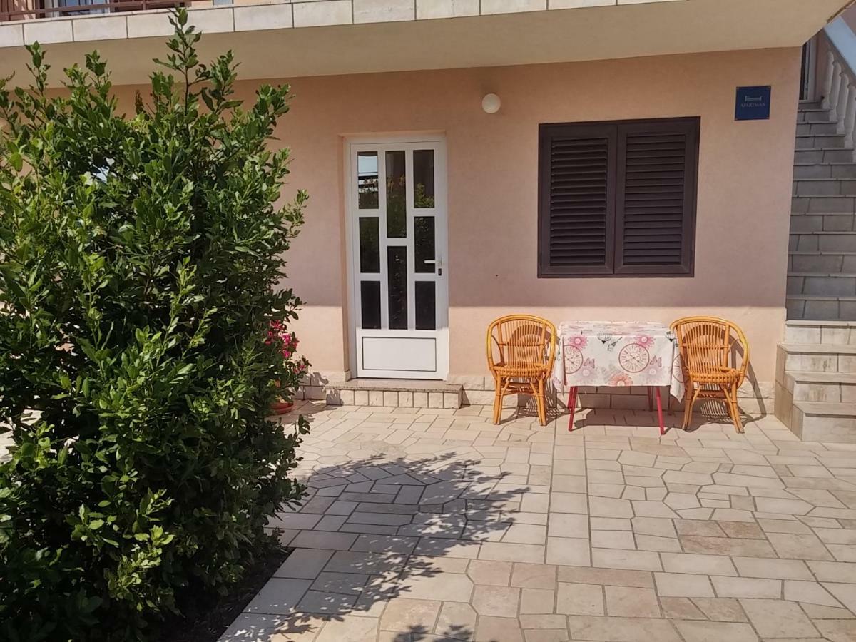 Apartments Katarina نوفي فينودولسكي المظهر الخارجي الصورة