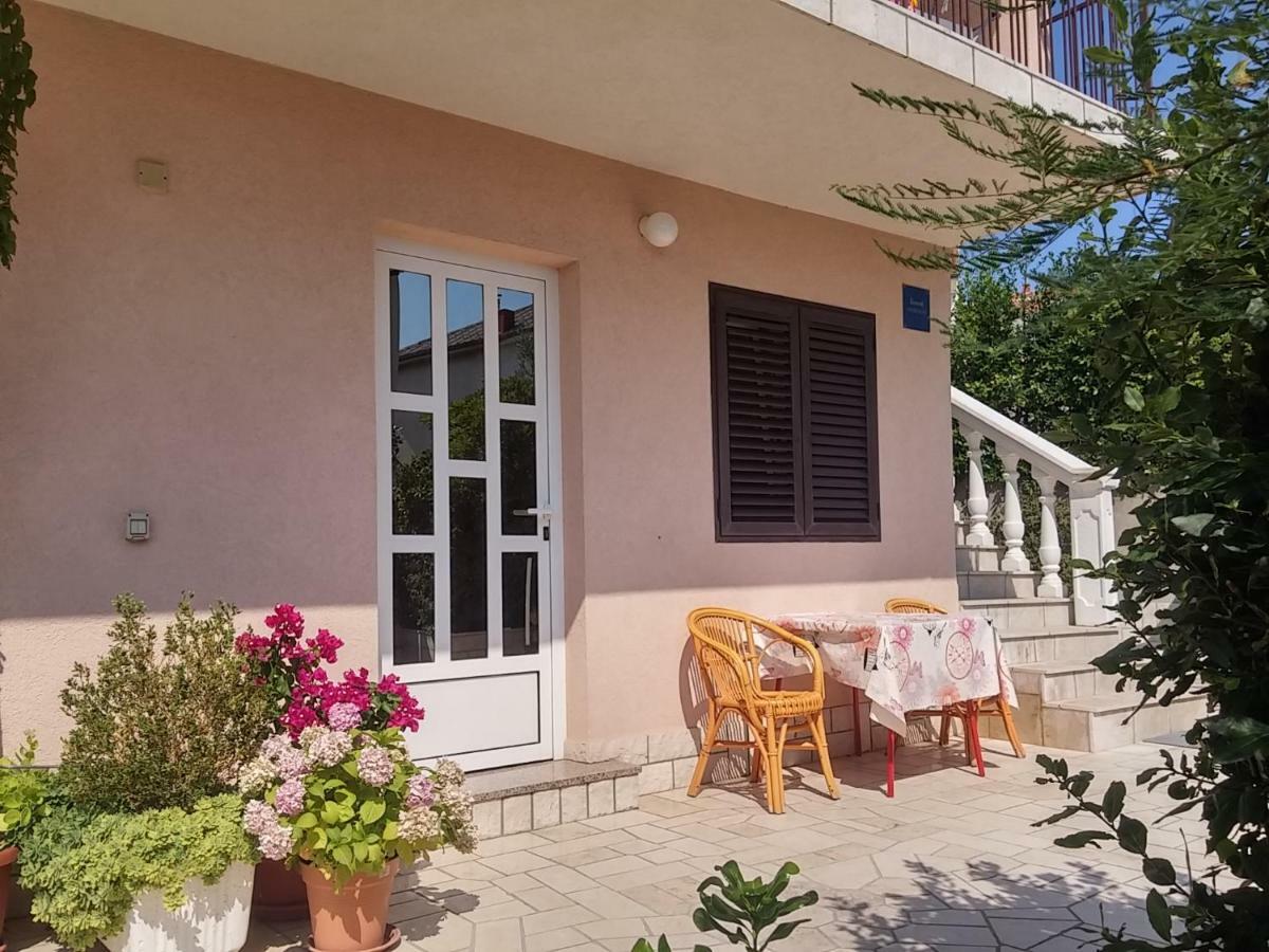 Apartments Katarina نوفي فينودولسكي المظهر الخارجي الصورة